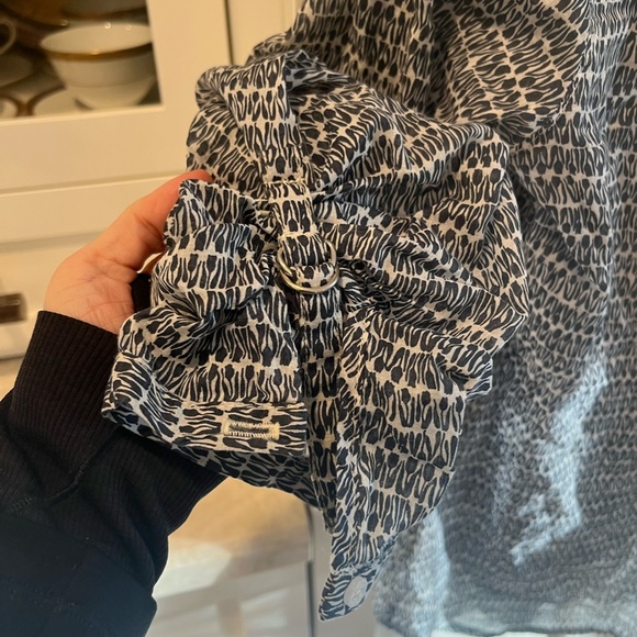 Holding Horses Sheer Tulip Tunic - Picture 4 of 4